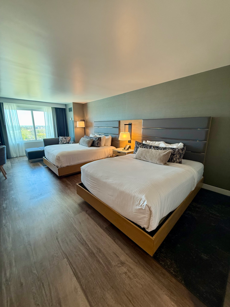 Live! Casino & Hotel Louisiana room/bed interior view